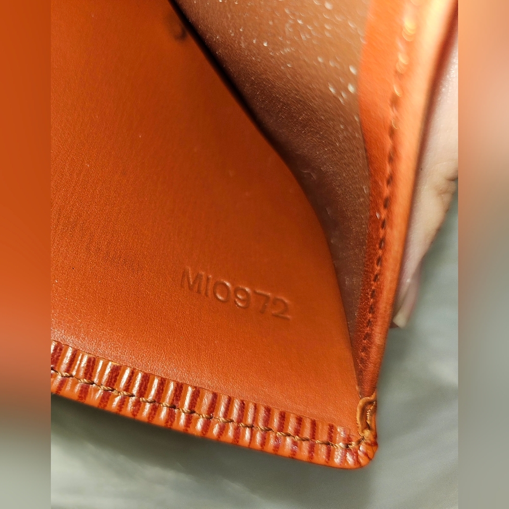 ❌SOLD❌ 🤎LV Epi Elise🤎 - Picture 8 of 11